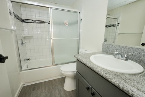 Floor plan for 1 bed, 1 bath, 650 sqft